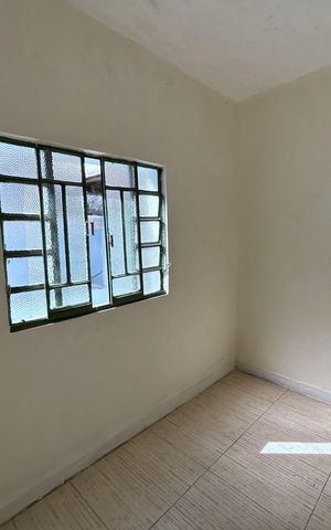 Casa para alugar com 85m², 2 quartos e sem vagaSala