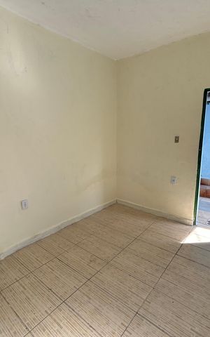 Casa para alugar com 85m², 2 quartos e sem vagaSala