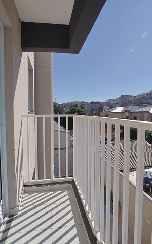 Apartamento para alugar com 53m², 2 quartos e sem vagaVaranda
