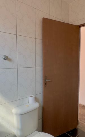 Casa para alugar com 55m², 2 quartos e sem vaga Casa para alugar com 55m², 2 quartos e sem vagaBanheiro