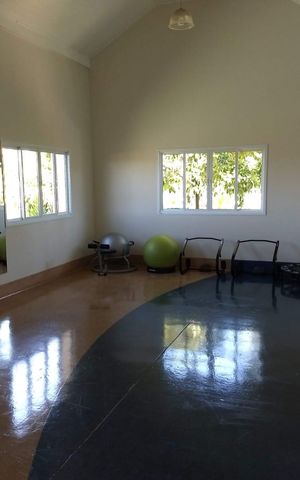 Casa de condomínio para alugar com 300m², 4 quartos e 4 vagas Casa de condomínio para alugar com 300m², 4 quartos e 4 vagasÁrea comum