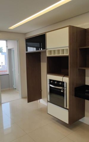 Casa de condomínio para alugar com 300m², 4 quartos e 4 vagas