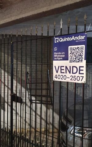Casa à venda com 129m², 2 quartos e 1 vaga Casa à venda com 129m², 2 quartos e 1 vagaFachada