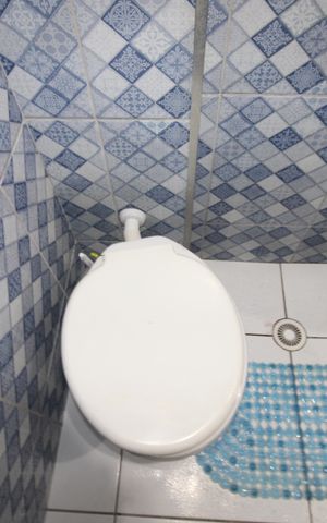 Casa à venda com 129m², 2 quartos e 1 vagaBanheiro