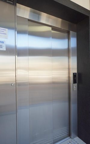 Apartamento para alugar com 40m², 1 quarto e 1 vagaElevador