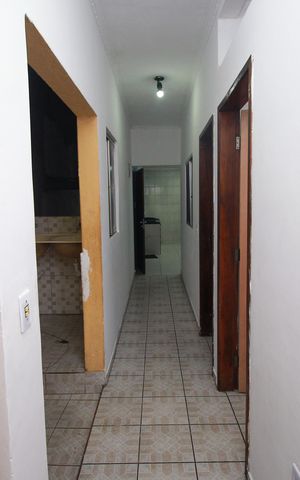 Casa para alugar com 100m², 3 quartos e 1 vaga Casa para alugar com 100m², 3 quartos e 1 vagaCorredor