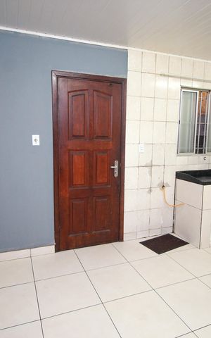Casa para alugar com 100m², 3 quartos e 1 vaga Casa para alugar com 100m², 3 quartos e 1 vagaSala