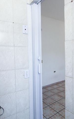 Casa para alugar com 100m², 3 quartos e 1 vaga Casa para alugar com 100m², 3 quartos e 1 vagaBanheiro da Suíte