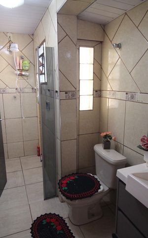 Casa à venda com 420m², 6 quartos e 2 vagasBanheiro 2