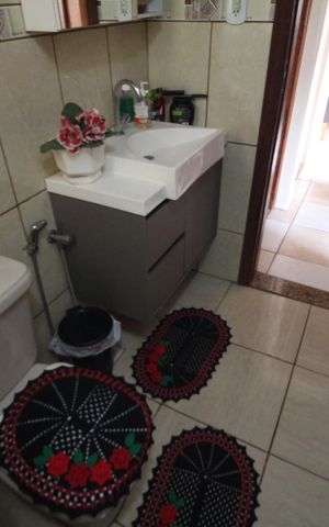 Casa à venda com 420m², 6 quartos e 2 vagasBanheiro 2