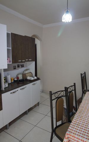 Casa à venda com 420m², 6 quartos e 2 vagasCopa
