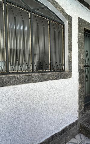 Casa para alugar com 55m², 2 quartos e sem vagaVaranda