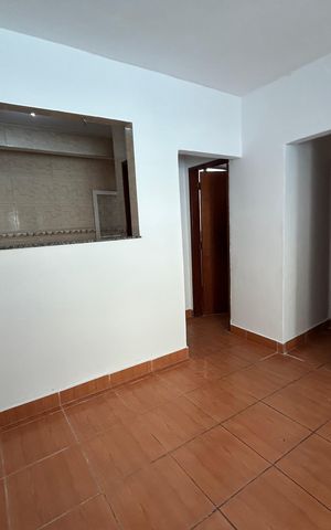 Casa para alugar com 55m², 2 quartos e sem vagaSala