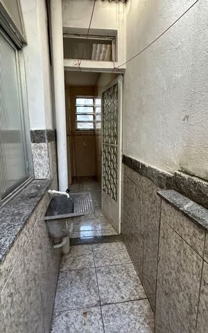 Casa para alugar com 55m², 2 quartos e sem vagaÁrea de Serviço