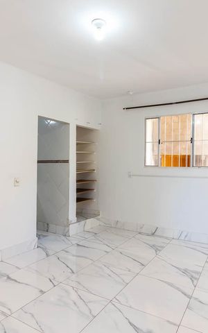 Casa para alugar com 50m², 1 quarto e sem vagaSala e Área de Serviço