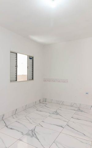 Casa para alugar com 50m², 1 quarto e sem vagaSala e Área de Serviço