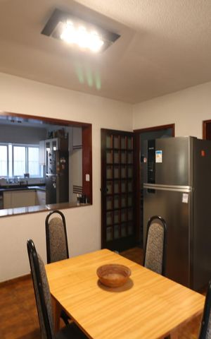 Casa à venda com 350m², 3 quartos e 3 vagas Casa à venda com 350m², 3 quartos e 3 vagasSala de Jantar