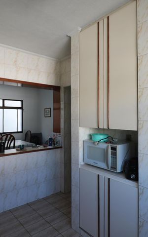 Casa à venda com 350m², 3 quartos e 3 vagas Casa à venda com 350m², 3 quartos e 3 vagasCasa 2