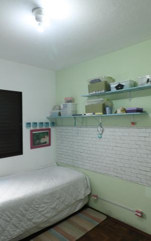 Casa à venda com 350m², 3 quartos e 3 vagas Casa à venda com 350m², 3 quartos e 3 vagasQuarto 2