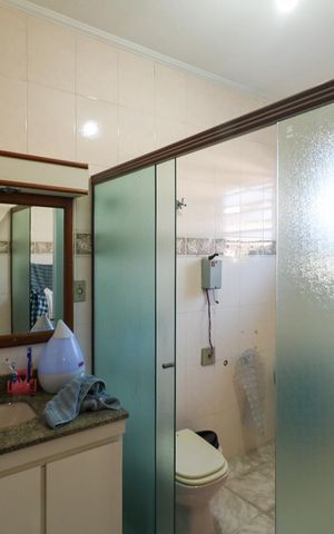 Casa à venda com 350m², 3 quartos e 3 vagas Casa à venda com 350m², 3 quartos e 3 vagasCasa 2