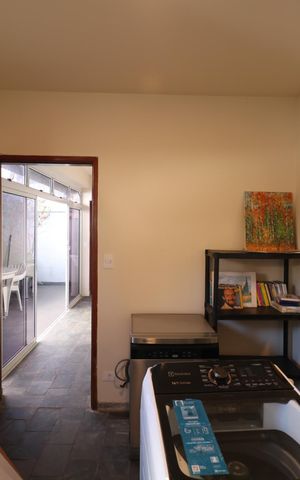 Casa à venda com 350m², 3 quartos e 3 vagas Casa à venda com 350m², 3 quartos e 3 vagasQuarto de Serviço