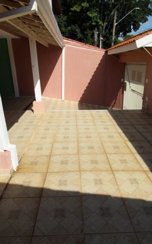Casa para alugar com 100m², 3 quartos e 3 vagasQuintal