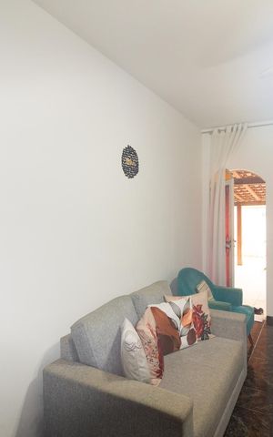 Casa à venda com 213m², 2 quartos e 3 vagas Casa à venda com 213m², 2 quartos e 3 vagasSala