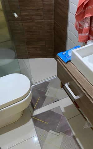 Casa à venda com 142m², 4 quartos e 2 vagas Casa à venda com 142m², 4 quartos e 2 vagasBanheiro