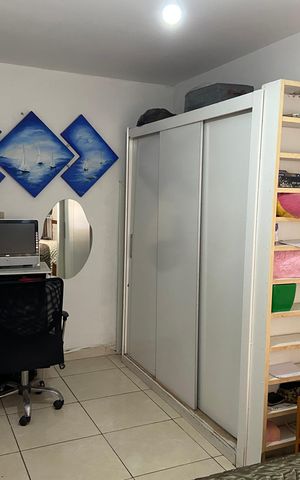 Casa à venda com 142m², 4 quartos e 2 vagas Casa à venda com 142m², 4 quartos e 2 vagasQuarto