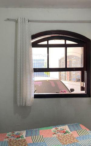 Casa à venda com 142m², 4 quartos e 2 vagas Casa à venda com 142m², 4 quartos e 2 vagasQuarto