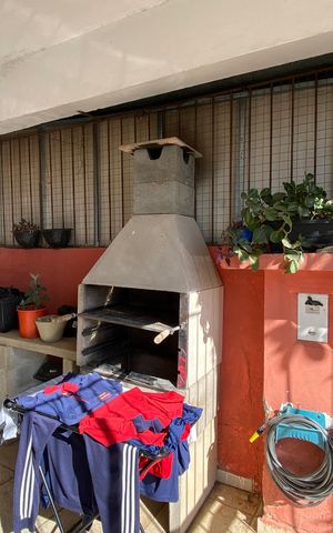 Casa à venda com 142m², 4 quartos e 2 vagas Casa à venda com 142m², 4 quartos e 2 vagasGaragem - Churrasqueira