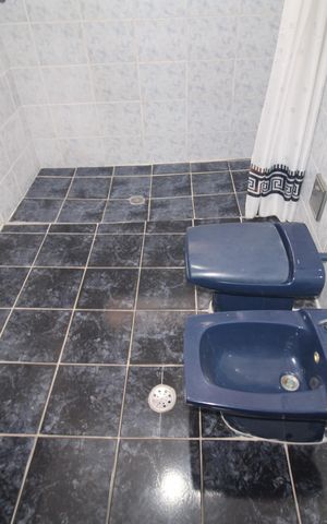 Casa à venda com 260m², 3 quartos e 1 vagaBanheiro