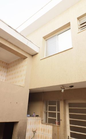 Casa à venda com 160m², 4 quartos e 2 vagasÁrea de Serviço