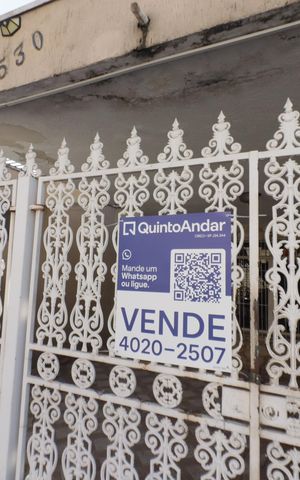 Casa à venda com 160m², 4 quartos e 2 vagasFachada