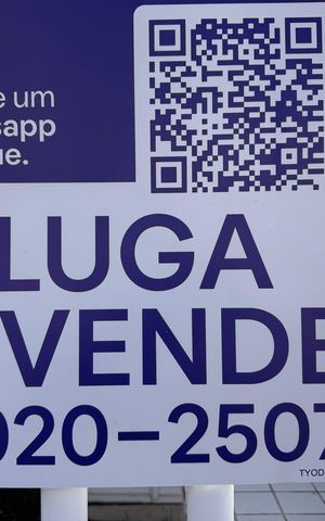Casa à venda com 151m², 3 quartos e 2 vagas Casa à venda com 151m², 3 quartos e 2 vagasPlaquinha Quinto Andar