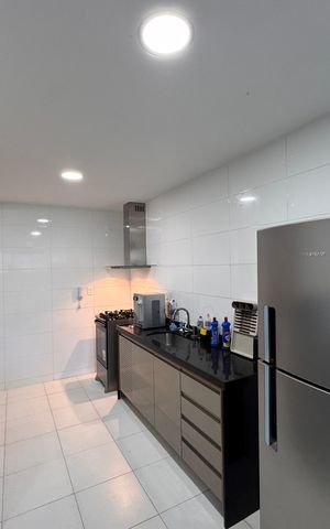 Casa à venda com 151m², 3 quartos e 2 vagas Casa à venda com 151m², 3 quartos e 2 vagasCozinha e Área de Serviço