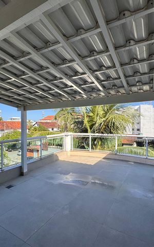 Casa à venda com 151m², 3 quartos e 2 vagas Casa à venda com 151m², 3 quartos e 2 vagasTerraço