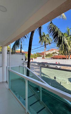 Casa à venda com 151m², 3 quartos e 2 vagas Casa à venda com 151m², 3 quartos e 2 vagasVaranda