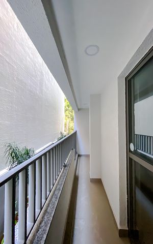 Studio à venda com 29m², 1 quarto e sem vaga Studio à venda com 29m², 1 quarto e sem vagaVaranda