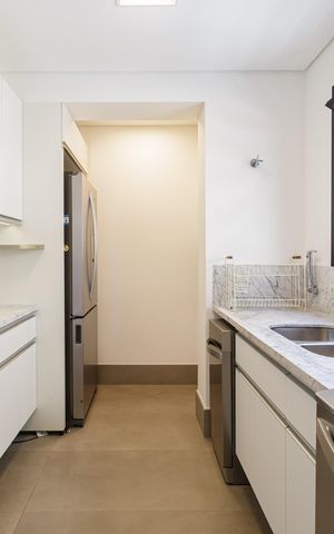 Apartamento para alugar com 148m², 2 quartos e 2 vagas Apartamento para alugar com 148m², 2 quartos e 2 vagasCozinha