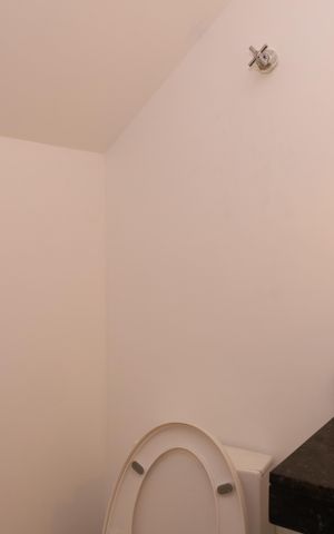 Casa à venda com 135m², 3 quartos e 2 vagasBanheiro 4 - Lavabo