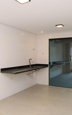Casa à venda com 135m², 3 quartos e 2 vagasCozinha