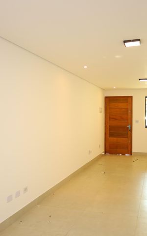 Casa à venda com 135m², 3 quartos e 2 vagasSala
