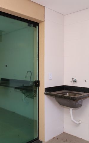 Casa à venda com 135m², 3 quartos e 2 vagasÁrea de Serviço
