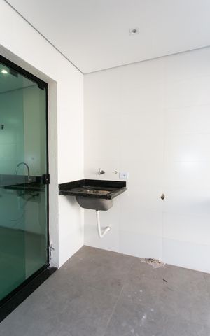Casa à venda com 135m², 3 quartos e 2 vagas Casa à venda com 135m², 3 quartos e 2 vagasÁrea de Serviço