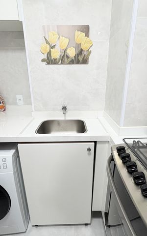 Apartamento à venda com 39m², 2 quartos e sem vaga Apartamento à venda com 39m², 2 quartos e sem vagaCozinha e Área de Serviço