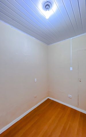 Casa à venda com 110m², 3 quartos e 1 vagaQuarto de Serviço