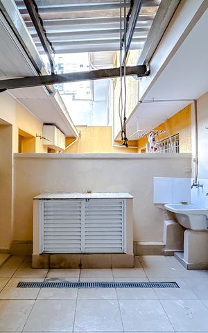 Casa à venda com 110m², 3 quartos e 1 vagaÁrea de Serviço