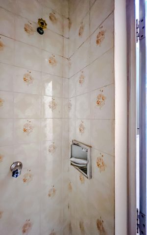 Casa à venda com 110m², 3 quartos e 1 vagaBanheiro de serviço