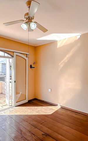 Casa à venda com 110m², 3 quartos e 1 vagaQuarto 1